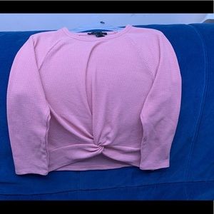 FOREVER 21- pink twist -front crop top